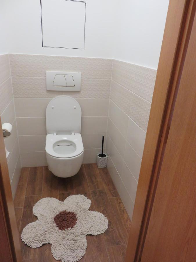 Mymara , Apartman Ivadella Lägenhet Bešeňová Exteriör bild